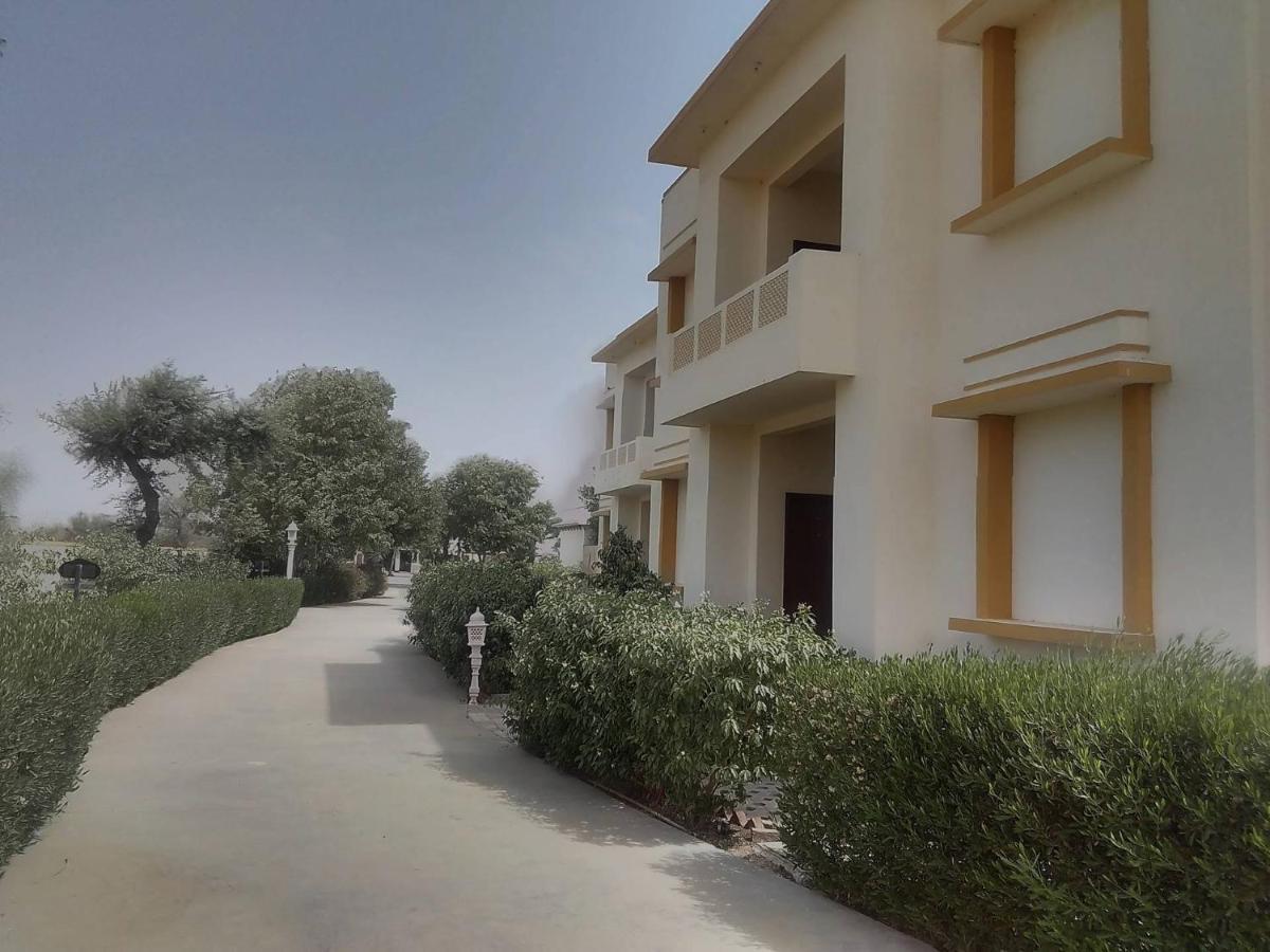 Neelkanth'S Bagar Inn Resort Jhunjhunu Exterior foto